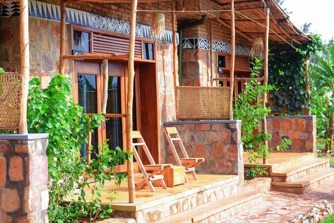 Akagera Transit Lodge Exterior photo