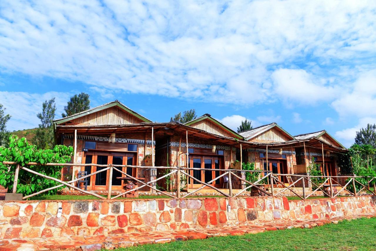 Akagera Transit Lodge Exterior photo